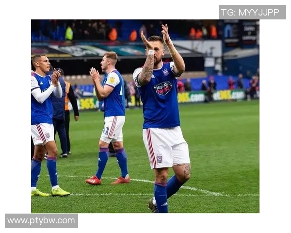 埃克塞特与伊普斯的激烈对决展现足球魅力与团队精神 埃克塞特与伊普斯的激烈对决展现足球魅力与团队精神