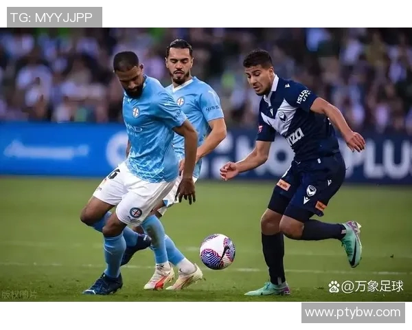 墨尔本胜利迎战中部海球队的精彩对决与赛季前景分析 墨尔本胜利迎战中部海球队的精彩对决与赛季前景分析