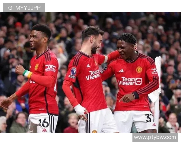 曼联与狼队2020年激战回顾精彩瞬间与战术分析