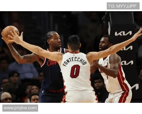 热火与快船激情对决中国赛上海站精彩回顾与赛前展望