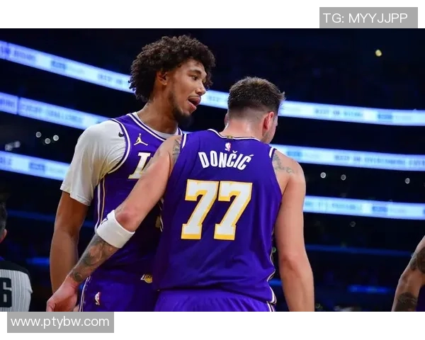 湖人对决快船精彩视频直播全程回顾与赛后分析 湖人对决快船精彩视频直播全程回顾与赛后分析