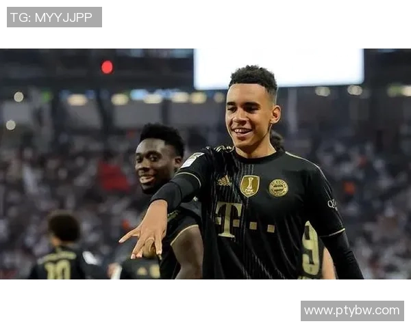 穆西亚拉的崛起之路:从青训小将到足球场上的耀眼明星 穆西亚拉的崛起之路:从青训小将到足球场上的耀眼明星