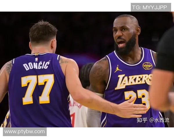 2019年湖人队与黄蜂队精彩对决回顾及赛季分析 2019年湖人队与黄蜂队精彩对决回顾及赛季分析