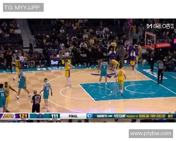 11年黄蜂与湖人经典对决回顾球场上的传奇瞬间与精彩时刻 11年黄蜂与湖人经典对决回顾球场上的传奇瞬间与精彩时刻