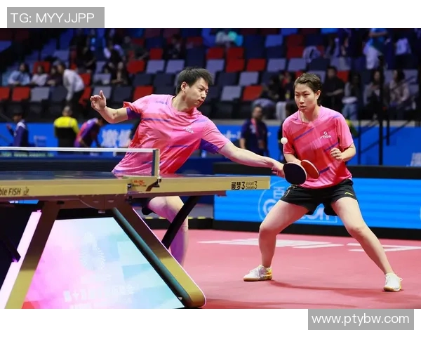 乒乓球深度解析:上海乒乓球队的战术布局与竞技策略探秘 乒乓球深度解析:上海乒乓球队的战术布局与竞技策略探秘