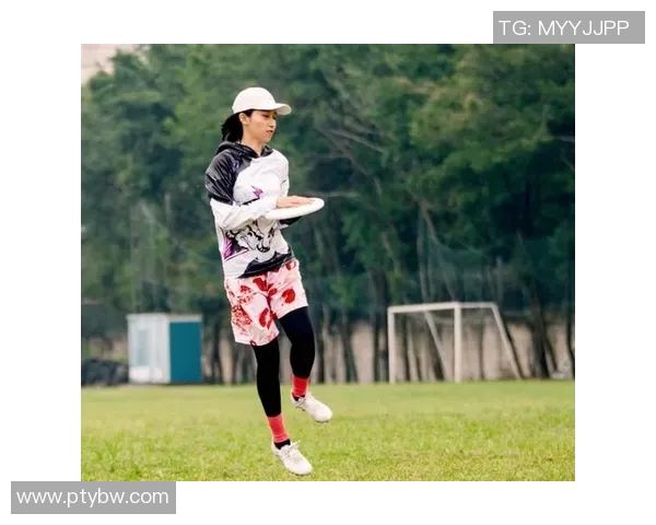 独家解读:杭州飞盘队耐力对比分析与训练策略探讨 独家解读:杭州飞盘队耐力对比分析与训练策略探讨