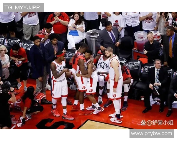 黄蜂与76人精彩对决集锦回顾球星表现与关键时刻一览